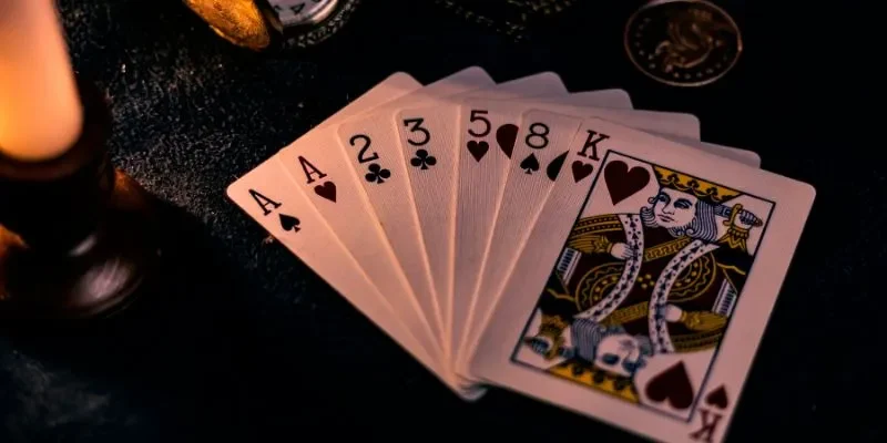 Quy tắc tố bài theo luật chơi Liêng
